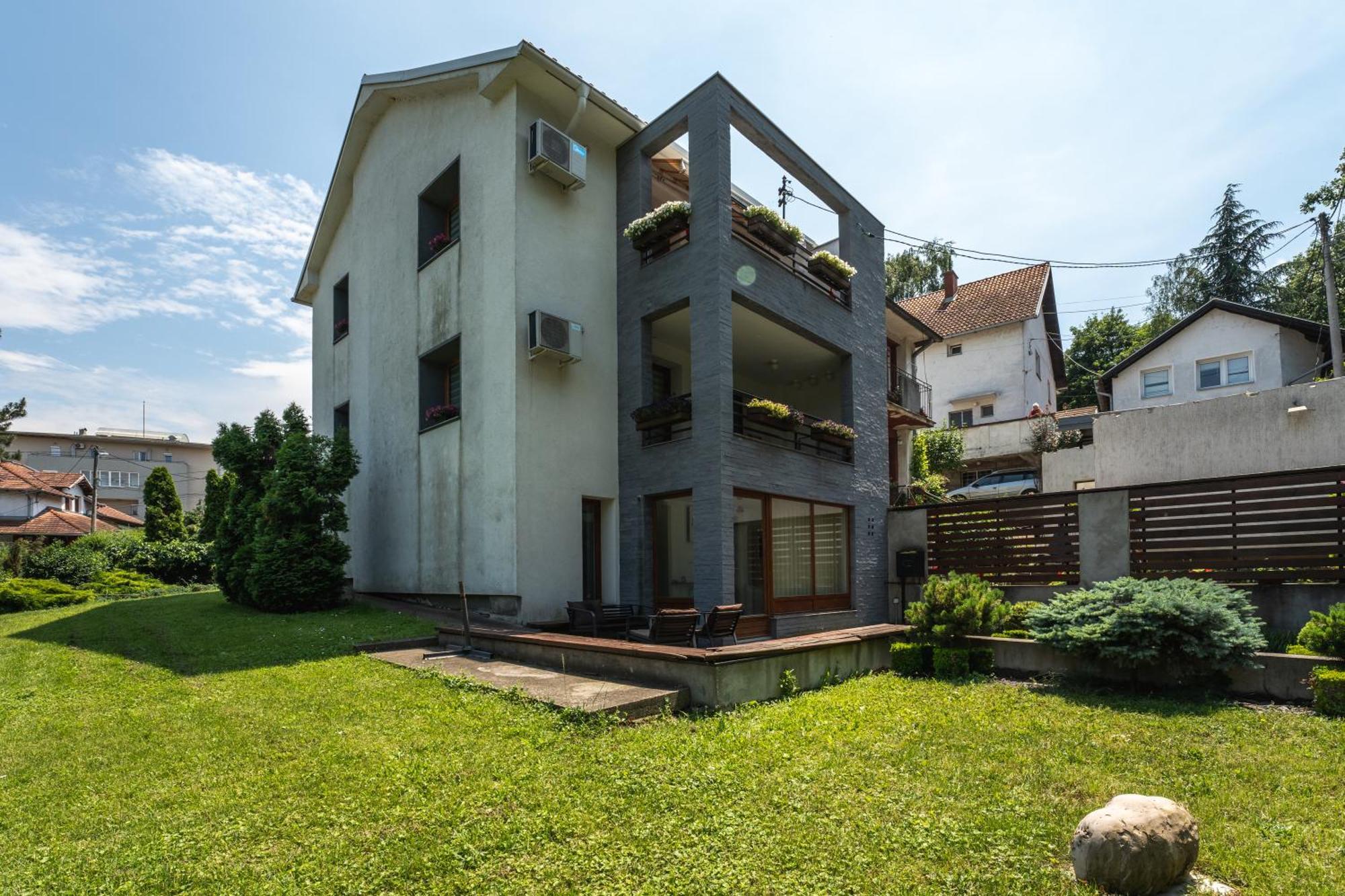Apartmani15 Arandjelovac Bagian luar foto
